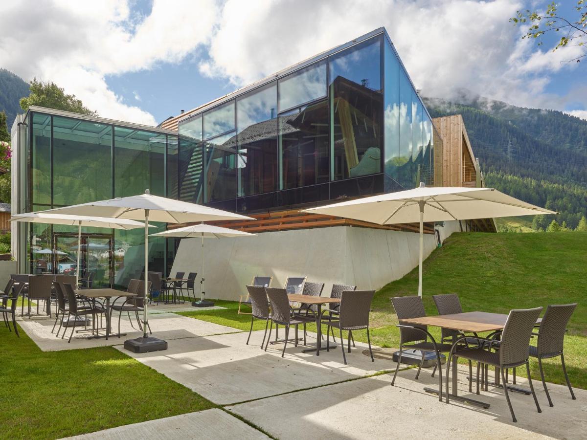 Hotel Glocke Reckingen Exterior foto